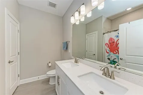 13714 Saw Palm Creek Trail Bradenton FL 34211