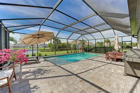 13714 Saw Palm Creek Trail Bradenton FL 34211