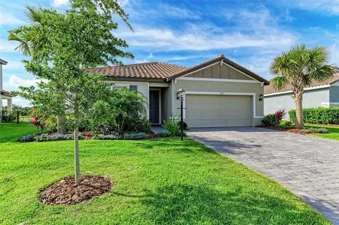 13714 Saw Palm Creek Trail Bradenton FL 34211