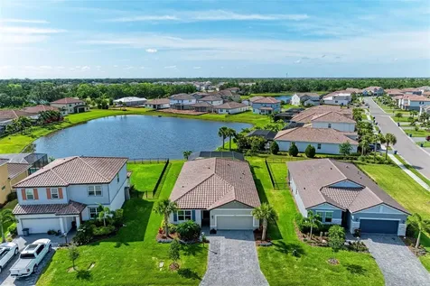 13714 Saw Palm Creek Trail Bradenton FL 34211