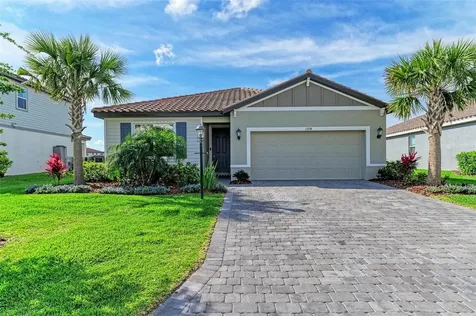 13714 Saw Palm Creek Trail Bradenton FL 34211
