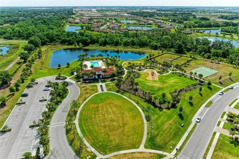 13714 Saw Palm Creek Trail Bradenton FL 34211