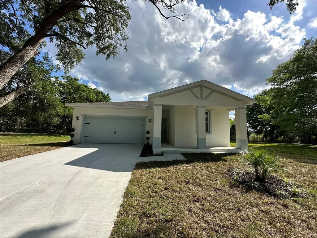 618 Avenue R NE Winter Haven FL 33881