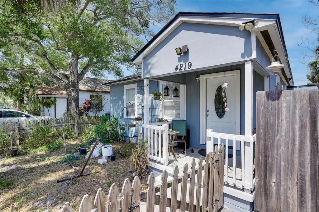 4219 57th Avenue N St Petersburg FL 33714