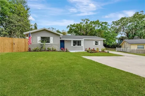 7120 Lynwood Drive Tampa FL 33637