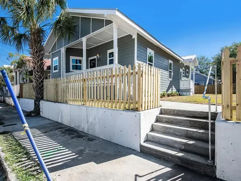 2923 Ybor Street Tampa FL 33605