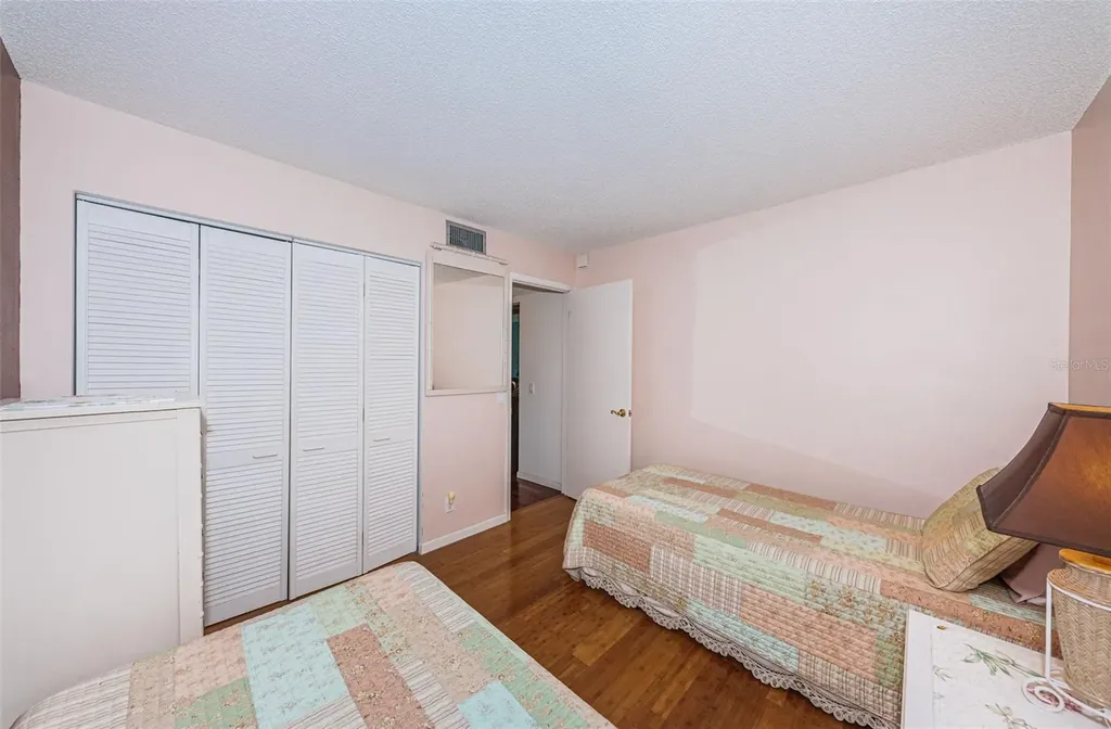 6281 Bahia Del Mar Boulevard St Petersburg FL 33715