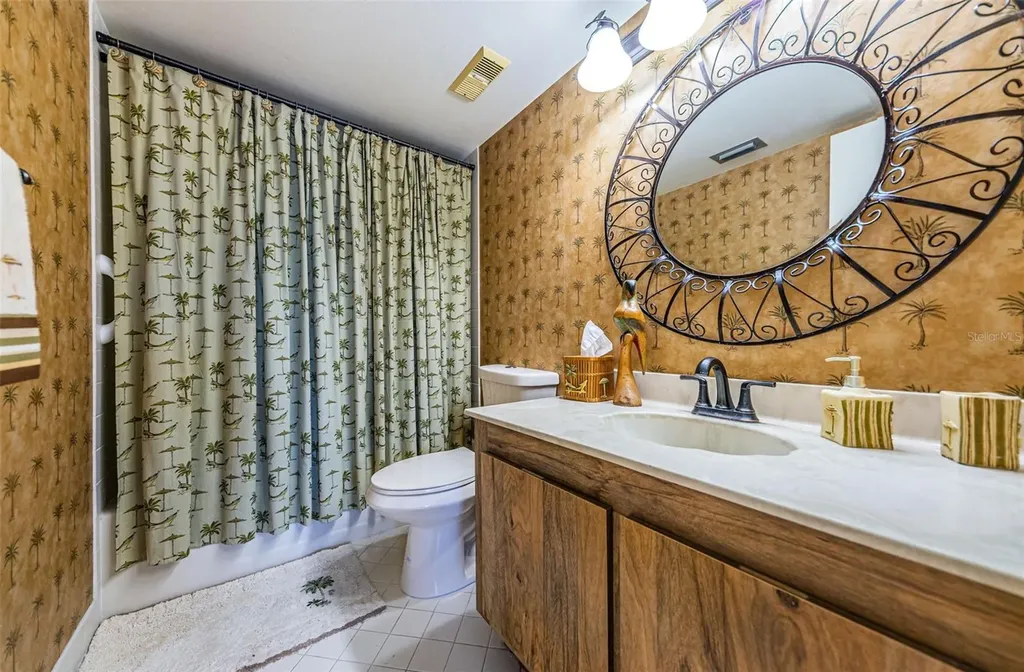 6281 Bahia Del Mar Boulevard St Petersburg FL 33715