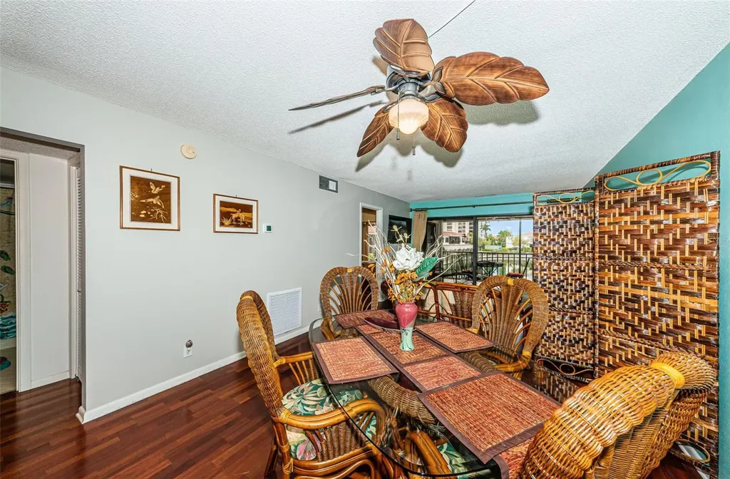 6281 Bahia Del Mar Boulevard St Petersburg FL 33715