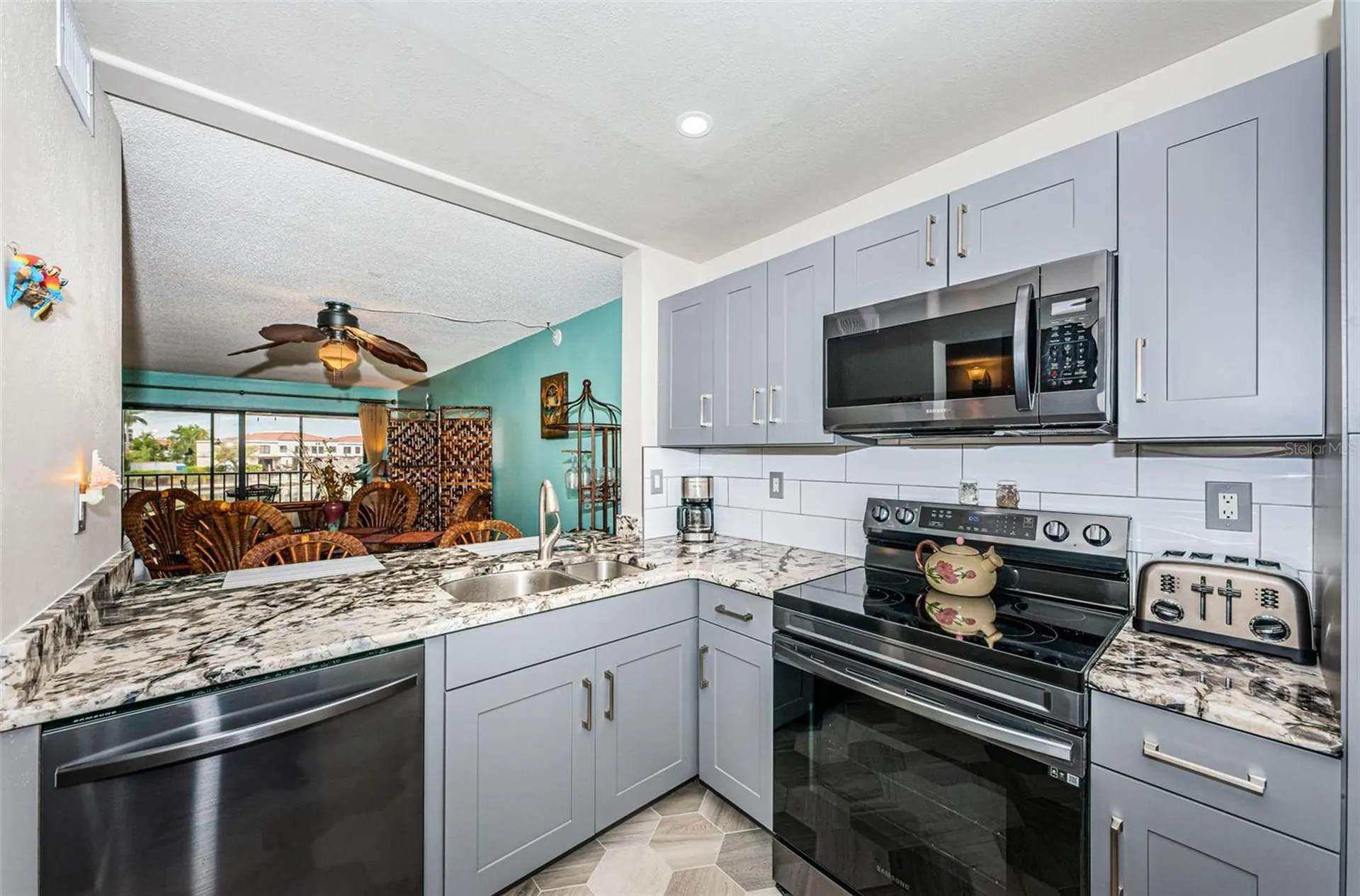 6281 Bahia Del Mar Boulevard St Petersburg FL 33715