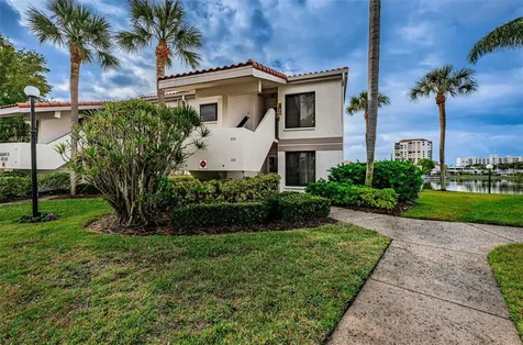 6281 Bahia Del Mar Boulevard St Petersburg FL 33715