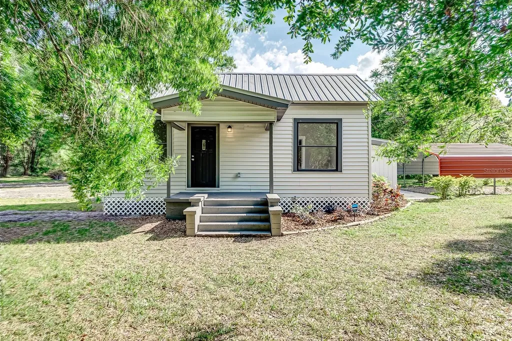 360 Lemon Street Mulberry FL 33860