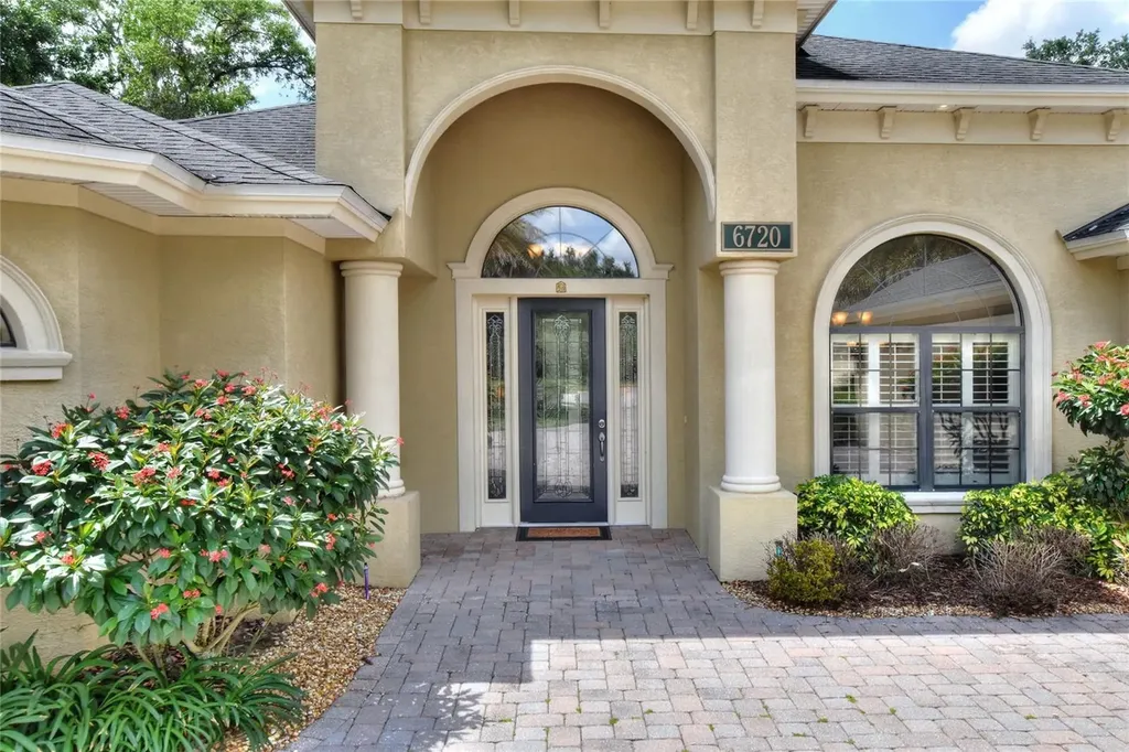 6720 Crescent Woods Circle Lakeland FL 33813