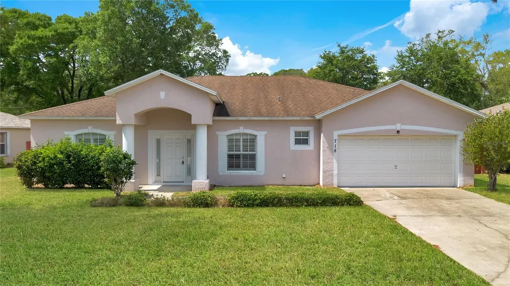 718 Cypress Oak Circle Deland FL 32720