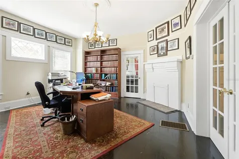 1902 W Cass Street Tampa FL 33606