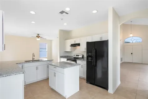 901 Maple Creek Drive Orlando FL 32828