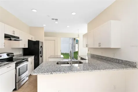 901 Maple Creek Drive Orlando FL 32828