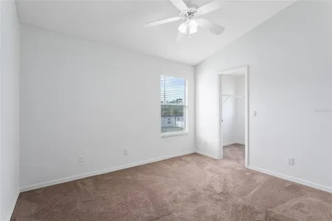 901 Maple Creek Drive Orlando FL 32828