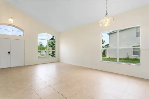 901 Maple Creek Drive Orlando FL 32828