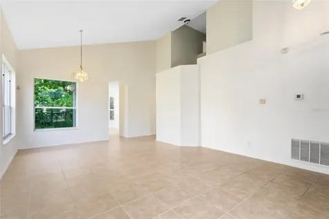 901 Maple Creek Drive Orlando FL 32828