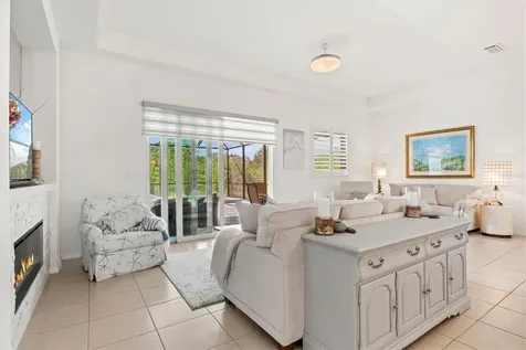 430 Whistler Glen Bradenton FL 34212