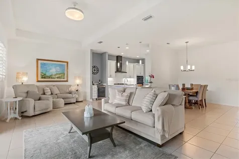 430 Whistler Glen Bradenton FL 34212