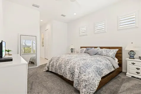 430 Whistler Glen Bradenton FL 34212
