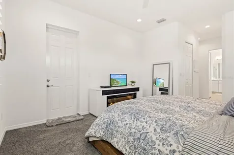 430 Whistler Glen Bradenton FL 34212