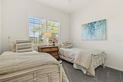 430 Whistler Glen Bradenton FL 34212