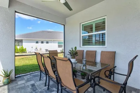 430 Whistler Glen Bradenton FL 34212