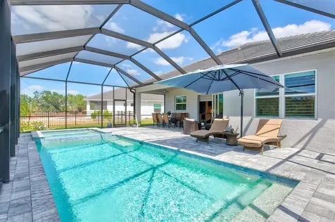 430 Whistler Glen Bradenton FL 34212