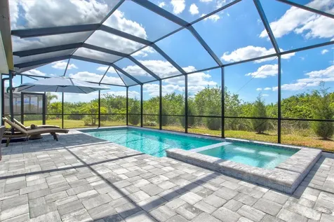 430 Whistler Glen Bradenton FL 34212