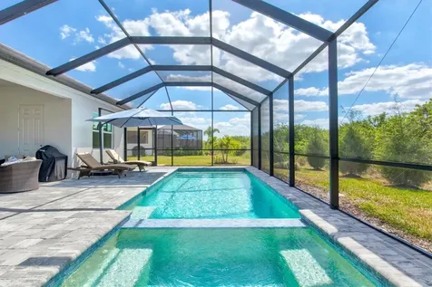 430 Whistler Glen Bradenton FL 34212