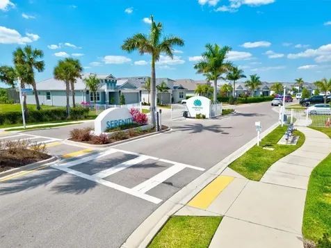 430 Whistler Glen Bradenton FL 34212