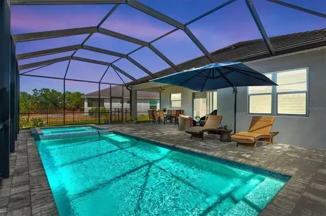 430 Whistler Glen Bradenton FL 34212