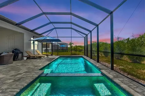 430 Whistler Glen Bradenton FL 34212