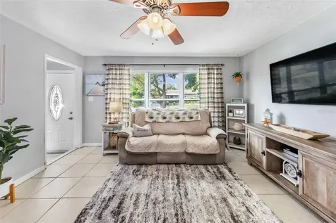 1938 28th Avenue Drive W Bradenton FL 34205