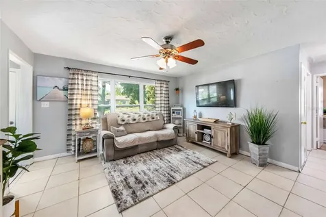 1938 28th Avenue Drive W Bradenton FL 34205