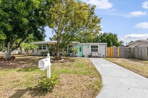 1938 28th Avenue Drive W Bradenton FL 34205