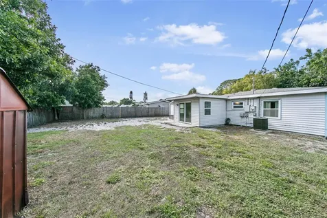 1938 28th Avenue Drive W Bradenton FL 34205