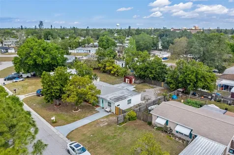 1938 28th Avenue Drive W Bradenton FL 34205