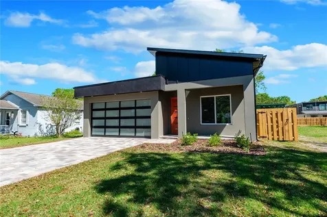 1409 Russell Avenue Orlando FL 32806