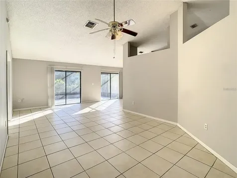 335 Chelmsford Court Kissimmee FL 34758