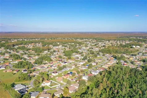 335 Chelmsford Court Kissimmee FL 34758