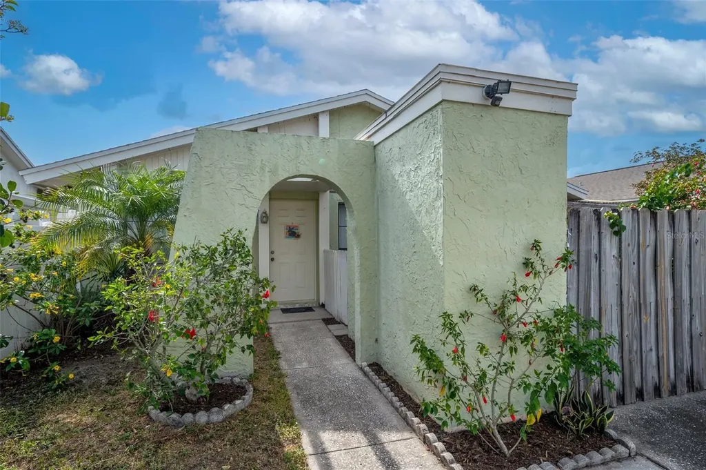 5014 Parkhill Place Tampa FL 33624