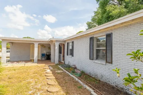 5006 S 86th Street Tampa FL 33619