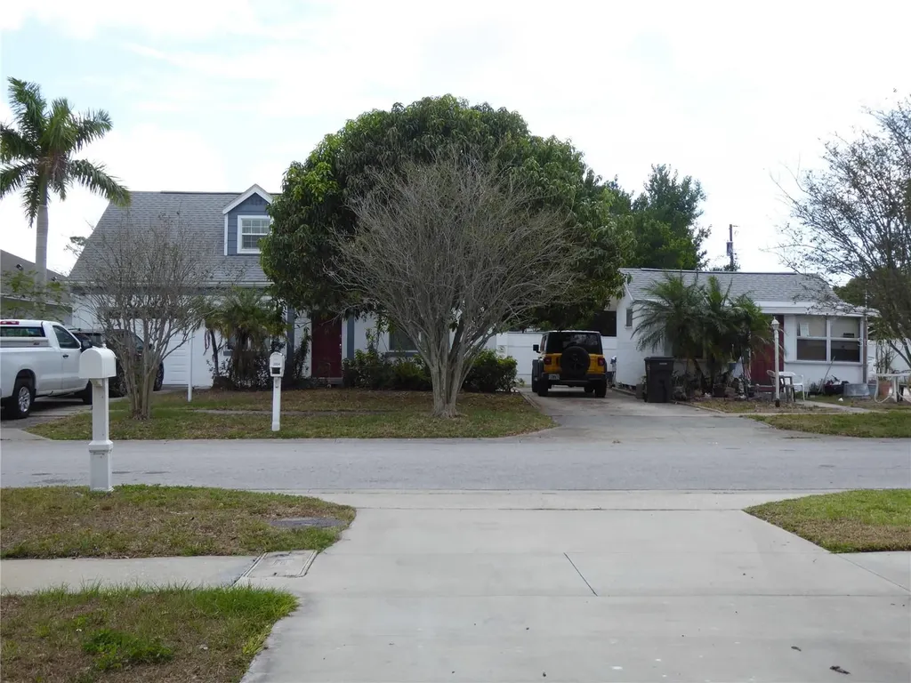 3066 55th Avenue N St Petersburg FL 33714