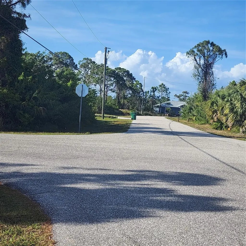 12282 Appleberg Circle Port Charlotte FL 33981