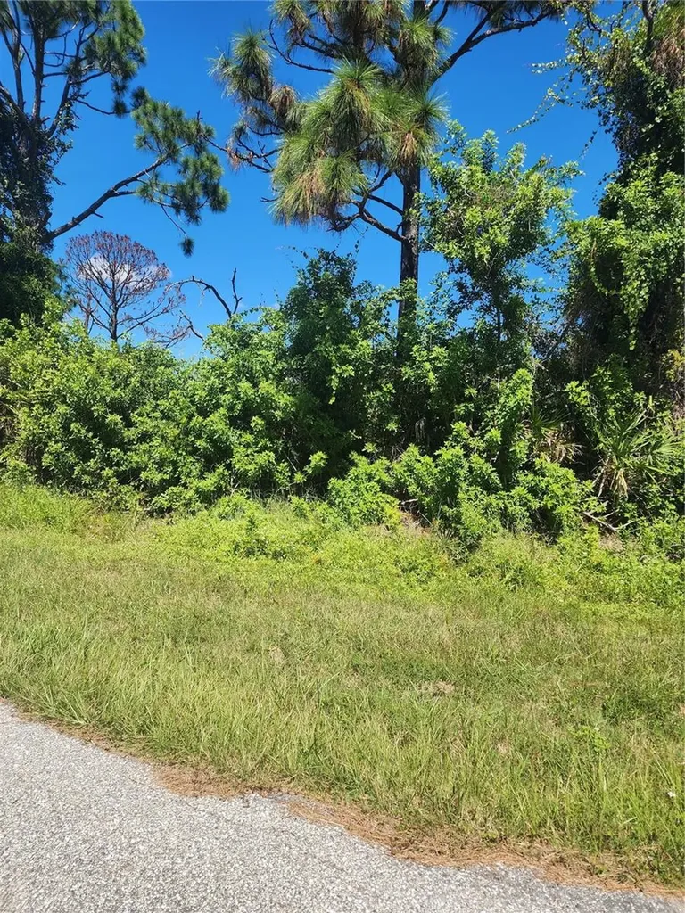 12282 Appleberg Circle Port Charlotte FL 33981