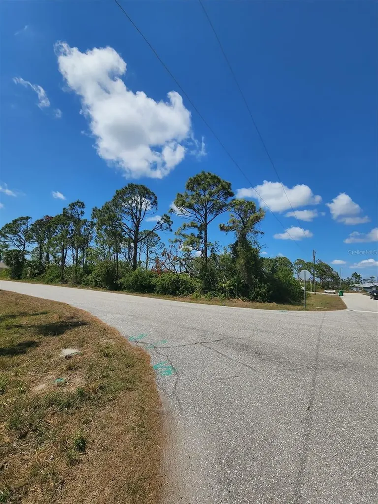 12282 Appleberg Circle Port Charlotte FL 33981